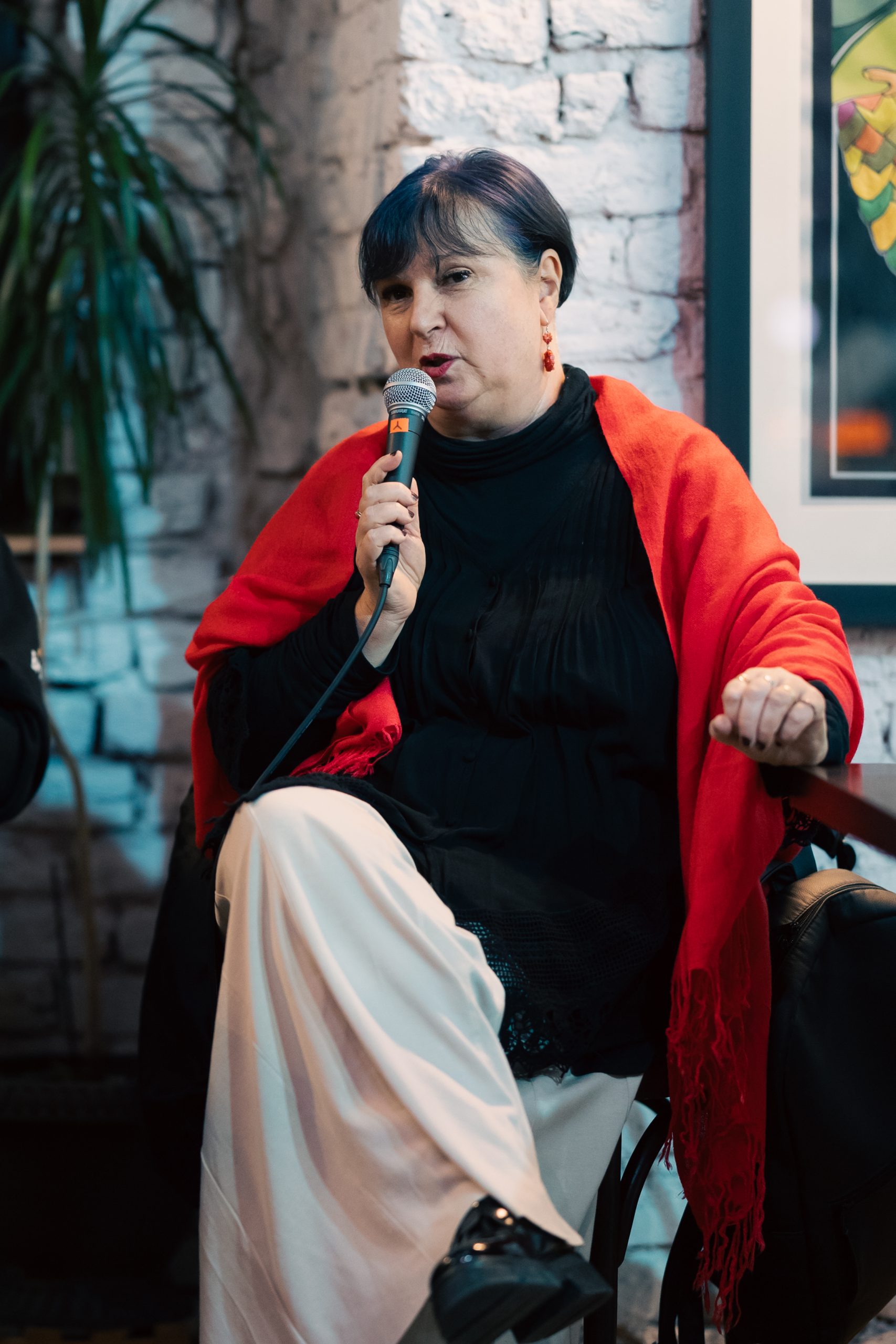 Ruxandra Cesereanu. Decembrie `89. Deconstrucția unei revoluții. Ediția a III-a - imagine 3